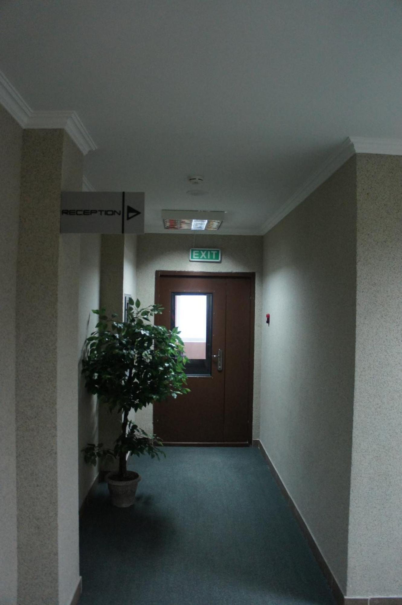 Vip House Hotel Astana Exterior photo