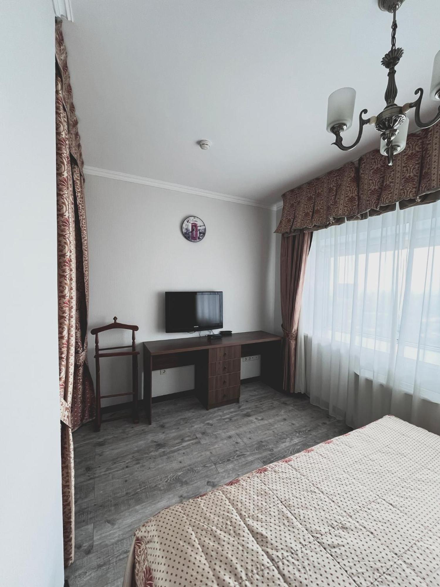 Vip House Hotel Astana Exterior photo