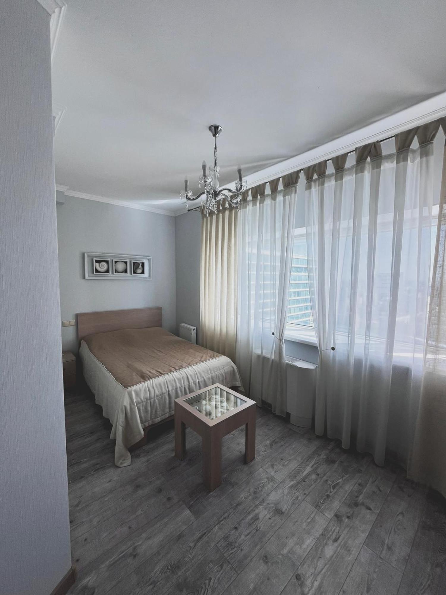 Vip House Hotel Astana Exterior photo