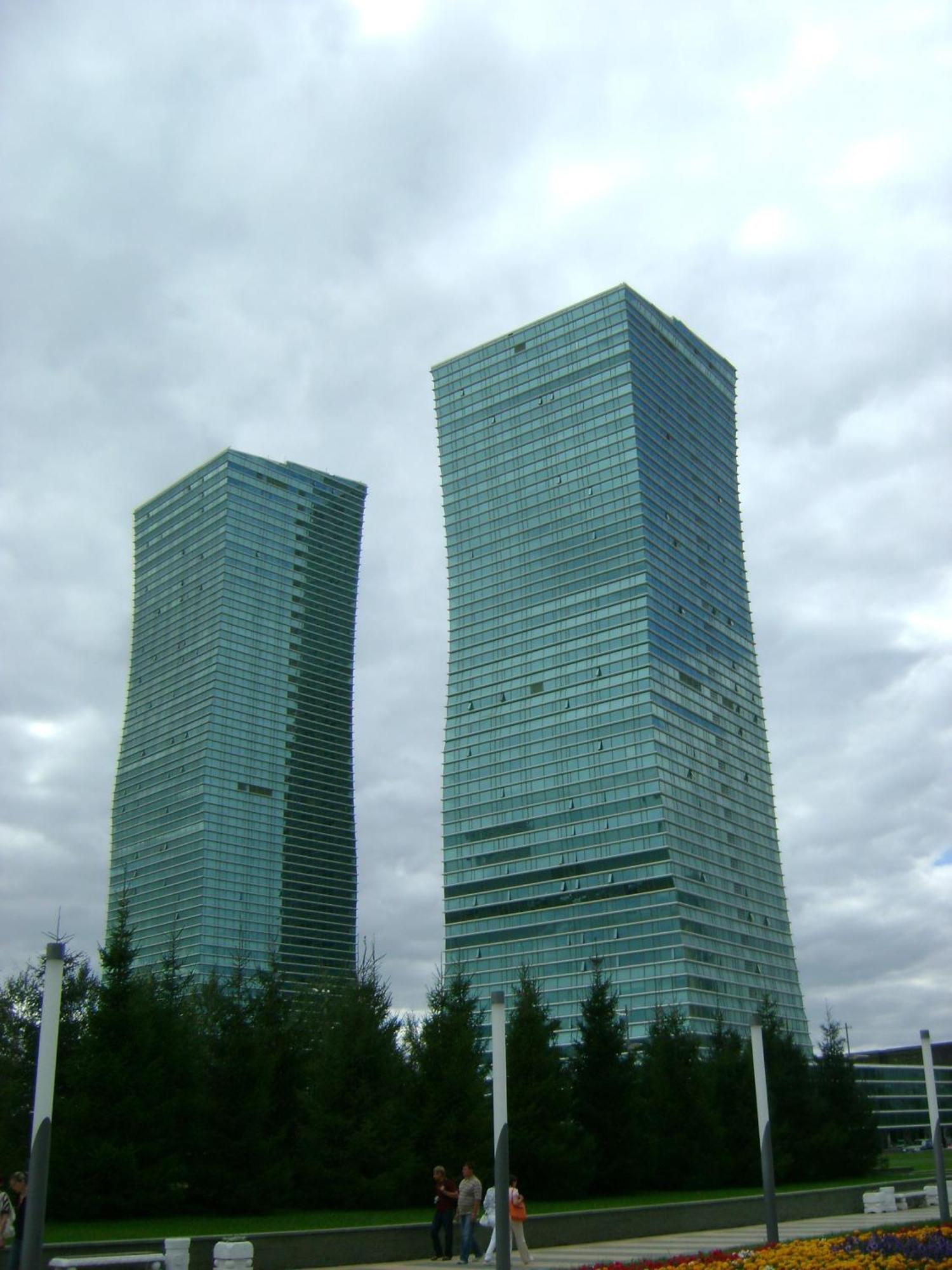 Vip House Hotel Astana Exterior photo